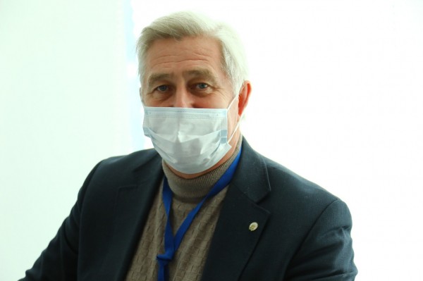 &laquo;Алло, мы вас слушаем&raquo;: первые дни работы Антиковидного колл-центра Башкирии 