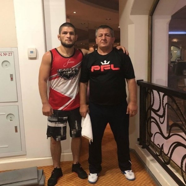 Хабиб может вернуться в UFC? Как один твит перевернул жизнь ММА Хабиб может вернуться в UFC? Как один твит перевернул жизнь ММА