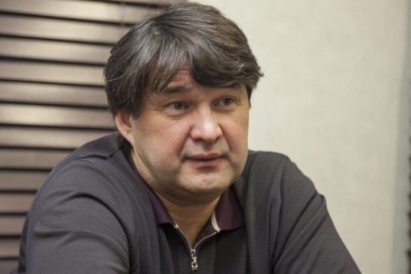 Шамиль Газизов: «Вадим Евсеев принес себя в жертву, чтобы «Уфа» двигалась вперед» Шамиль Газизов: «Вадим Евсеев принес себя в жертву, чтобы «Уфа» двигалась вперед»