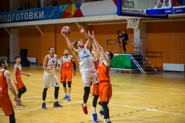 &laquo;Уфимец&raquo; одержал третью победу в Суперлиге 1 