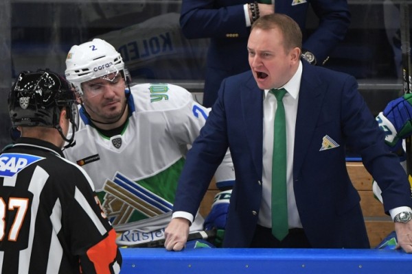 Шестерых хоккеистов «Салавата» не допустили на матч с «Йокеритом», «Салават Юлаев» проиграл в Хельсинки 1:3 Шестерых хоккеистов «Салавата» не допустили на матч с «Йокеритом», «Салават Юлаев» проиграл в Хельсинки 1:3