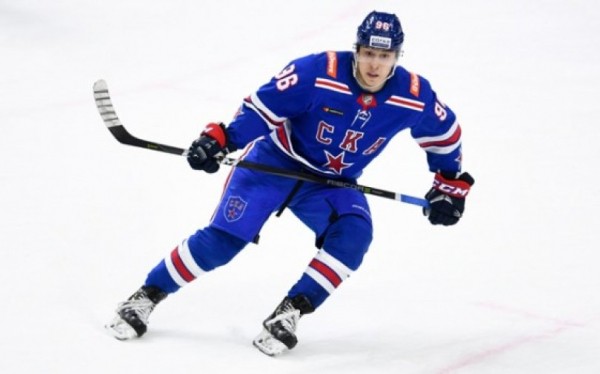 Гол дня в КХЛ. Кузьменко забил в ворота «Автомобилиста» из-под ноги (ВИДЕО) Гол дня в КХЛ. Кузьменко забил в ворота «Автомобилиста» из-под ноги (ВИДЕО)