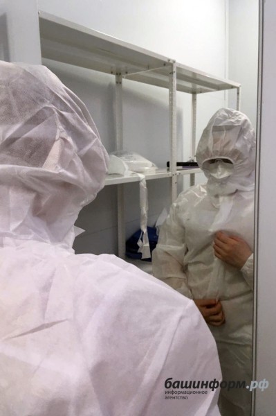 Стерлитамакский ковид-госпиталь принял первых пациентов: спецрепортаж из &laquo;красной&raquo; зоны