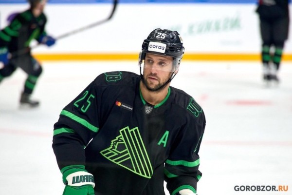 Владимир Жарков: &laquo;Недовольны тренером? Пойдемте с ним поговорим&raquo;
 