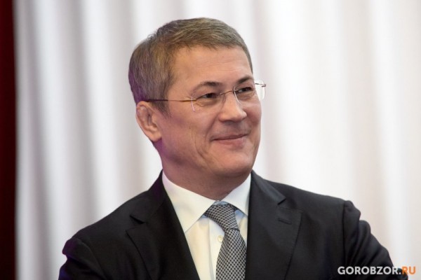 Радий Хабиров поздравил башкирского спортсмена с получением серебряной медали на Олимпийских играх Радий Хабиров поздравил башкирского спортсмена с получением серебряной медали на Олимпийских играх