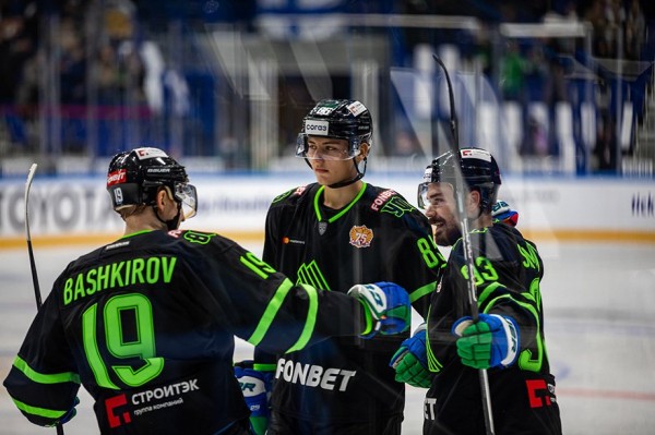 Как стартовал сезон-2021/2022 в КХЛ, что творится в турнирной таблице, мнение экспертов