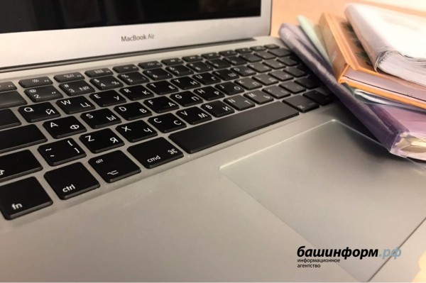 Глава района Башкирии заявил о возможном продлении «дистанционки» в школах до конца года Глава района Башкирии заявил о возможном продлении «дистанционки» в школах до конца года