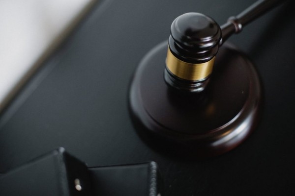 В Уфе вынесли приговор мошеннику, похитившему более 130 млн рублей
В Уфе вынесли приговор мошеннику, похитившему более 130 млн рублей
